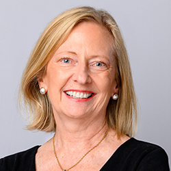 Julie Rakes